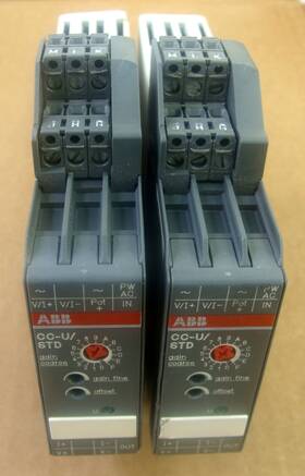 1svr040001r0400 Abb 1svr40001r0400 Cc-u/std Universal Signal Converter Lot Of 2 Parts/repair