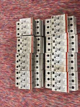 4963-ds Allen-bradley Surge Protector With Dry Contact Indication