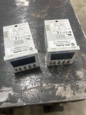 700-hx86su24 Allen-bradley Timing Relay - Ser C 100-240v-ac D553641