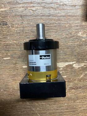 Pv40ta-005 Bayside Parker / Pv40ta005 Brand New