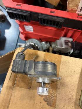 Dhm510-0500-001 Bei Sensors Encoder Dhm5100500001 Used