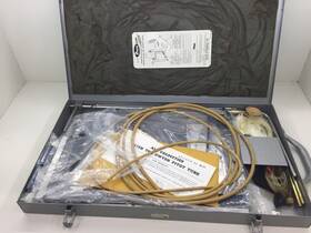 400-23 Dwyer Number 400 Air Velocity Meter With Accessories Carrying Case