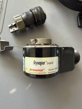 Hs201024844b7 Dynapar With Cover And Connector