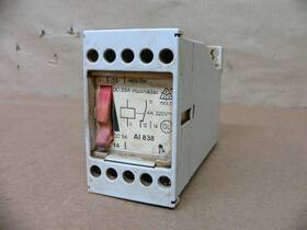 0005965 E. Dold & Sohne And Ai 838 Relay Varimeter