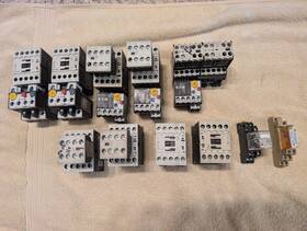 Dilm32xhi11 Eaton Lot Of 9 Contactors M015b And M009b M007a