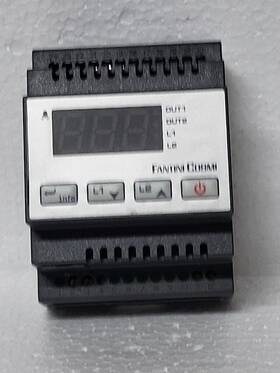 L03bi1a Fantini Cosmi Thermostat Pid With 1 Output 12v Black Power Supply