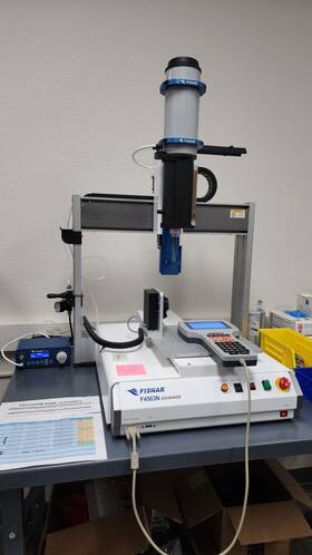 F4503n Fisnar Glue Robot Advanced With 4th Axis And D200 Dispenser - 100% Working