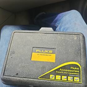 566-2 Fluke Infrared Thermometer Brand New