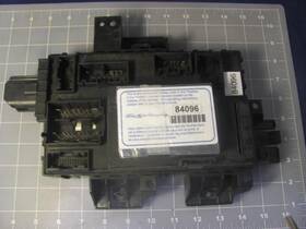 A01041s0n1 Ford Motor Company Power Distribution Module T13289