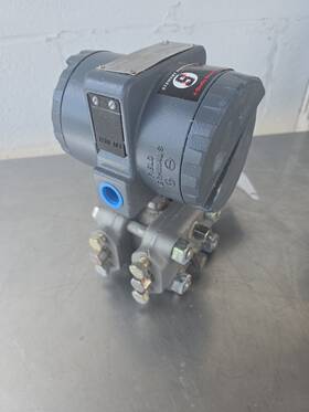 Foxboro 823dp-i3s1nm2 Stewart Instrument Electronic Pressure Transmitter
