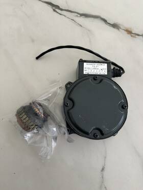 Dc20v Fuji Electric Tg-21 Tachometer Generator / 1000rpm 10ma