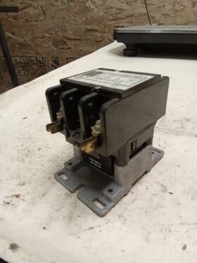 Cr353ab2aa1 General Electric Contactor