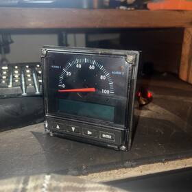 3-5700  Gf Signet 35700 Monitor Controller
