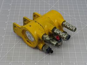 T170999 Global Manufacturing Bs-10 Lot Of 3 Industrial Vibrators