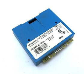 53408u Honeywell R7849 A 1023 Ultraviolet Uv Flame Amplifier Module