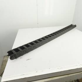 340.075.200 Igus 62 Inch Oal Cable Carrier Energy Chain 2-3/4 X 1-3/4 With 1 Anchor