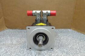 Akm42g-ekcn2-00 Kollmorgen Servo Motor