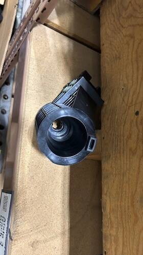 L05-f04ae53010 Leadwell Cnc Cat 50 Tool Pocket Mcv-1300 Plastic-type