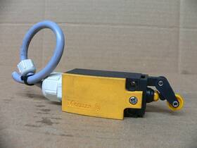 Ls-11 Moeller Mini Din Switch Plastic Limit