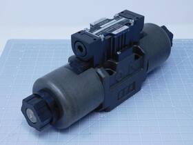 Ss-g03-c5-r-d2-e21 Nachi Hydraulic Directional Control Valve