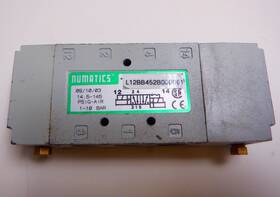 12bb452b000061 Numatics Solenoid Valve