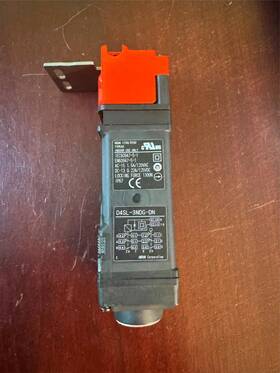 D4sl-3ndg-dn Omron Guard Lock Safety-door Switch Dpdt/spst