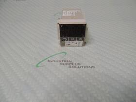 E5cst-r1kj-f Omron Temperature Controller