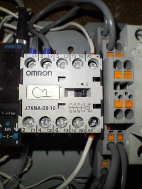J7kna-09-10 Omron J7kna0910 Ac3 4 Pole Contactor