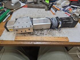 402100xrmsd2h1l2 Parker 404200xrmsd Linear Precision Actuator And Compumotor Sm232ae-ngsn Used Ex