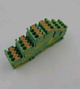 3210525 Phoenix Contact 4 Pcs Pt 2 5-3pe Ground Terminal Block