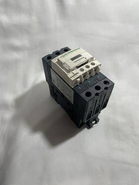 W917271890111 Schneider Electric