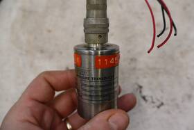 A-57713-18 Sensotec Pressure Transducer 0-500 Psta Excitation 10