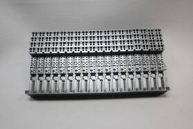193-4cb20-0aa0 Siemens Lot Of 18 Electronic Module Bases P/n 6es7