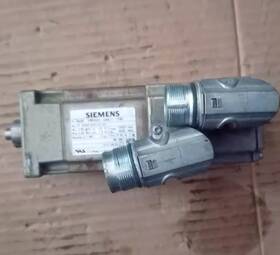 1fk7022-5ak71-1ta0 Siemens Used And Tested Servo Motor