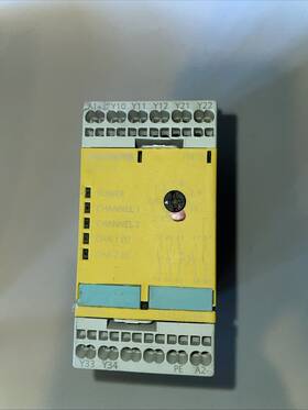 3tk2828-2bb41 Siemens 3tk28282bb41 1 Pcs Used Sirius Safaty Relay. Lot138