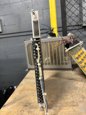 505-5417 Siemens Relay Output Module Used