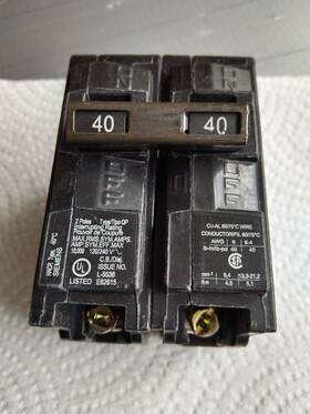Q240 Siemens 40 Amps Circuit Breaker 2 Pole 120 - 240 V
