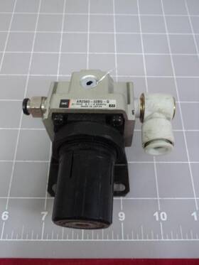 T11987 Smc Ar2560 3 Air Regulator
