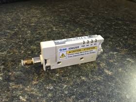Izn10-11p06z Smc Ionizer Static Eliminator Kb