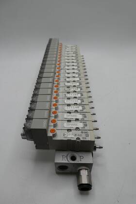 Syj3133-5loz Smc Valve 24vdc With Manifold Lot Of 20 Val