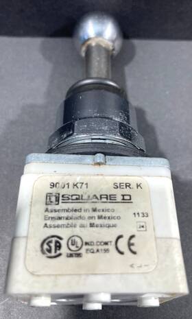 9001-k71 Square D 9001 K71 Joy Stick Operator 3 Position Missing Boot Series K Used