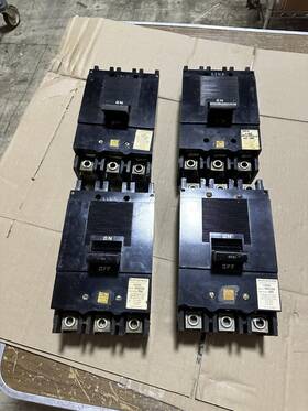 997326 Square D 200 Amp Breaker