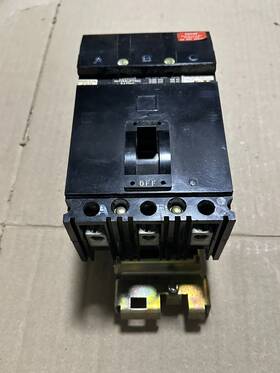 Fa-36020 Square D 20 Amp Breaker