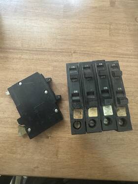 Ku-486 Square D Qot 20a Piggy Back Breaker Lot Of 5
