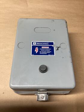 105e127pr6 Telemecanique A203b Schneider Electric Motor Starter With Enclosure C1 #105e127pr6 Co