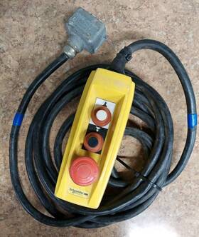 Xac-b020 Telemecanique Schneider Electric Pendant Station Push Button Withcable