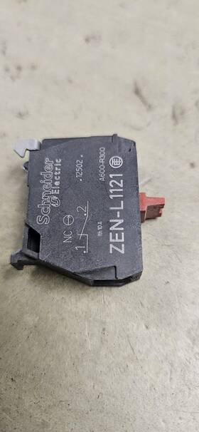 Zen-l1121 Telemecanique Schneider Electric / Zenl1121 Used