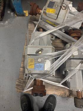 3-551-005-627-00 Viking Pump Bonfiglioli Motor Idex Corp 700-075-00 Used