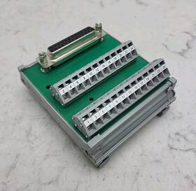 289-552 Wago Interface Module With Female Connector 25 Pole