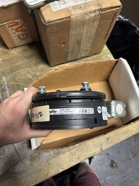 5392-170-011 Warner Electric Fb-650 / 5392170011 Brake Used